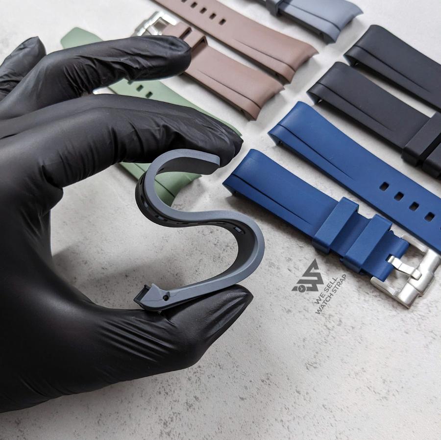 CURVED-END FKM RUBBER STRAP FOR TUDOR BB58 39MM