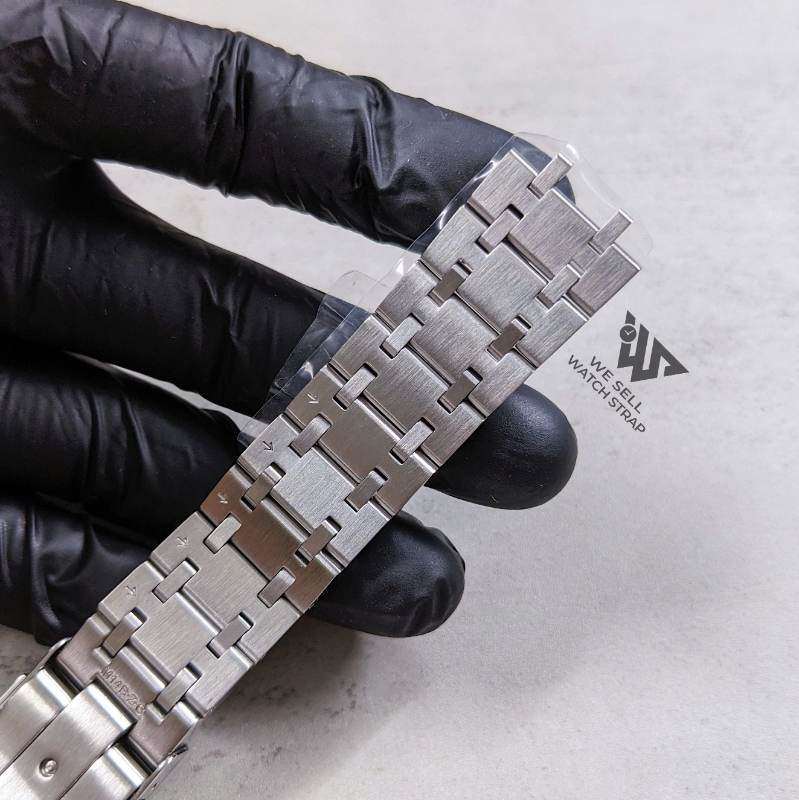 SEIKO OEM BRACELET FOR SEIKO SPEEDTIMER "COUNTDOWN" 39.5MM (SPB513, SPB515, SPB517, ...)