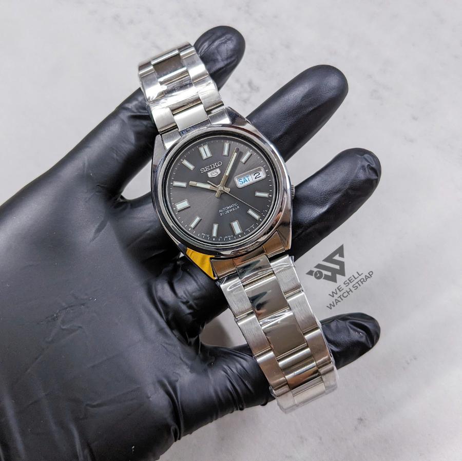 polished-oyster-bracelet-for-seiko-5-snxs79-snxf-19mm