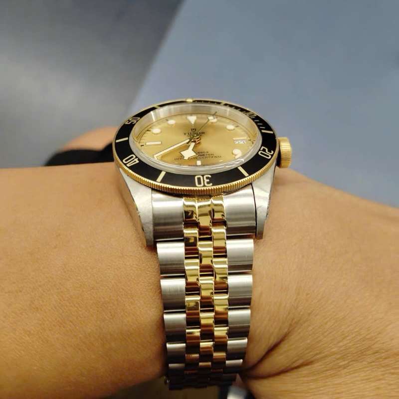 replacement-jubilee-bracelet-for-tudor-BB41-steel-gold-22