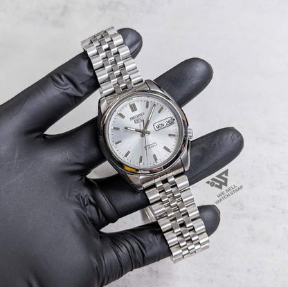 seiko-5-snk-on-18mm-jubilee-bracelet-1