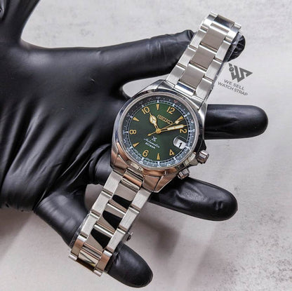 seiko-alpinist-on-polished-middle-link-oyster-bracelet