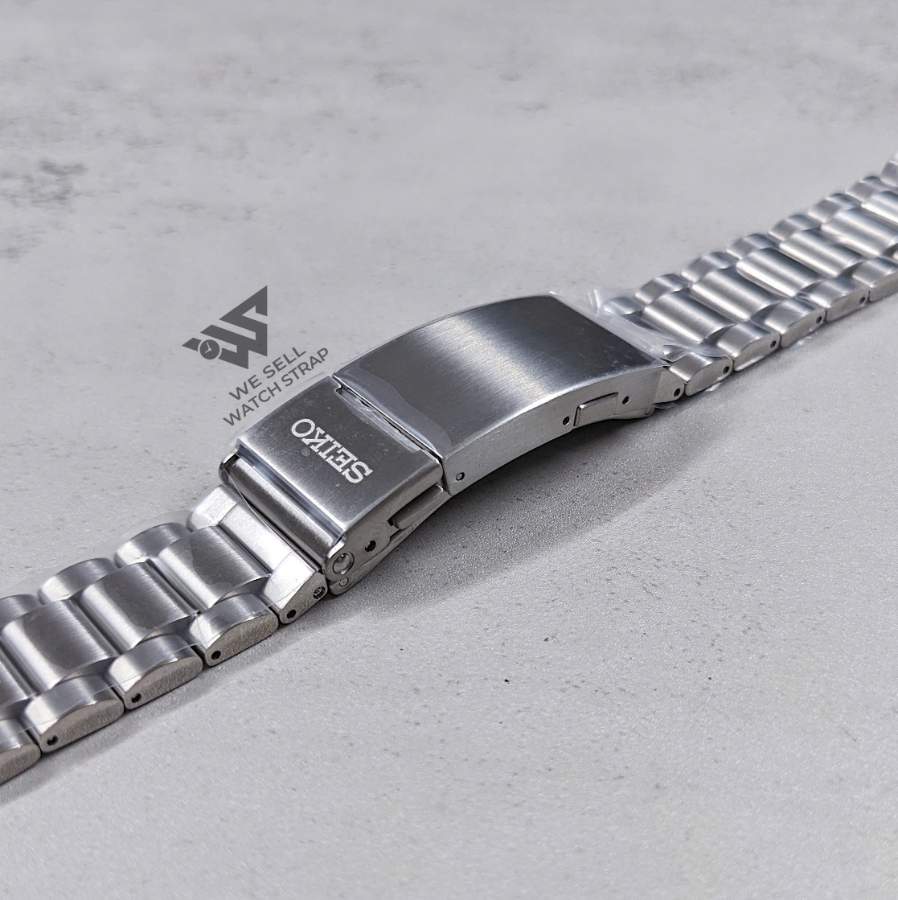 SEIKO OEM BRACELET FOR SEIKO MM200/MM300 GMT V2 6R54 WITH RATCHETING DIVER CLASP (SPB509, SBEJ027, ...)